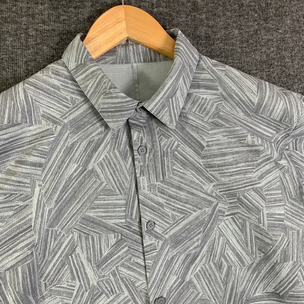 Lululemon Airing Easy Shirt Men Extra Large Abstract Stretch Performance Gray
